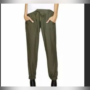 Aritzia Sunday Best FELIZ Pant